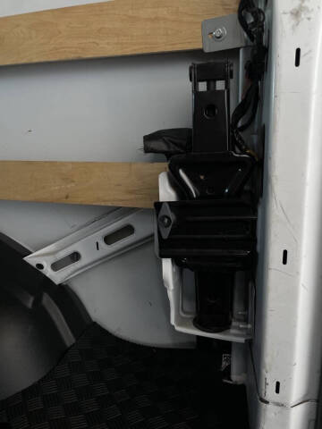 2024 GMC Savana 2500