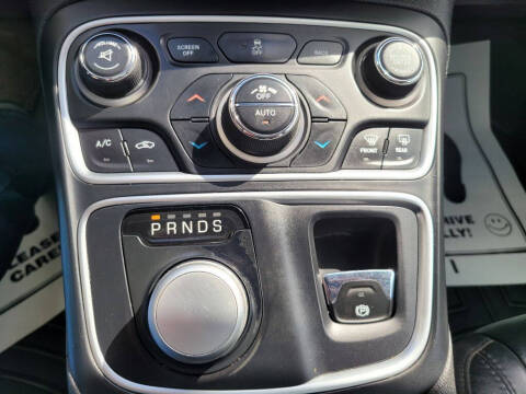 2015 Chrysler 200 C