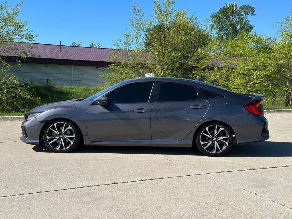 2017 Honda Civic for sale at World of Wheels in Des Moines, IA