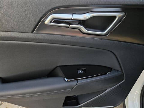 2025 Kia Sportage Hybrid EX