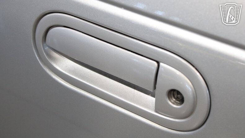 2004 Ford Thunderbird Deluxe