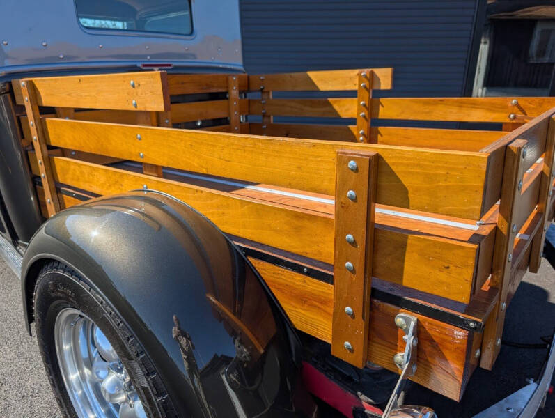1933 Ford Model BB