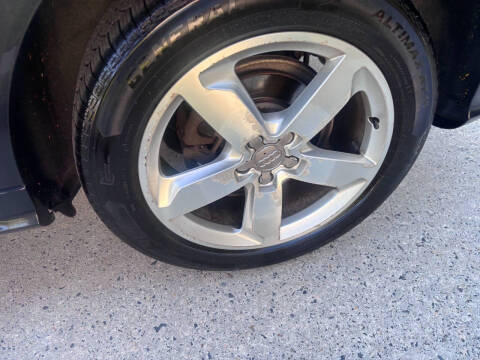 2012 Audi Q5 3.2 quattro Premium Plus