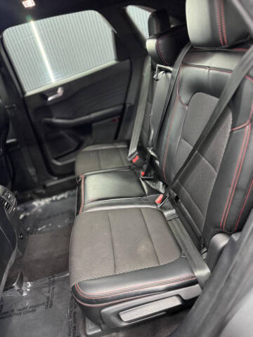 2024 Ford Escape ST-Line