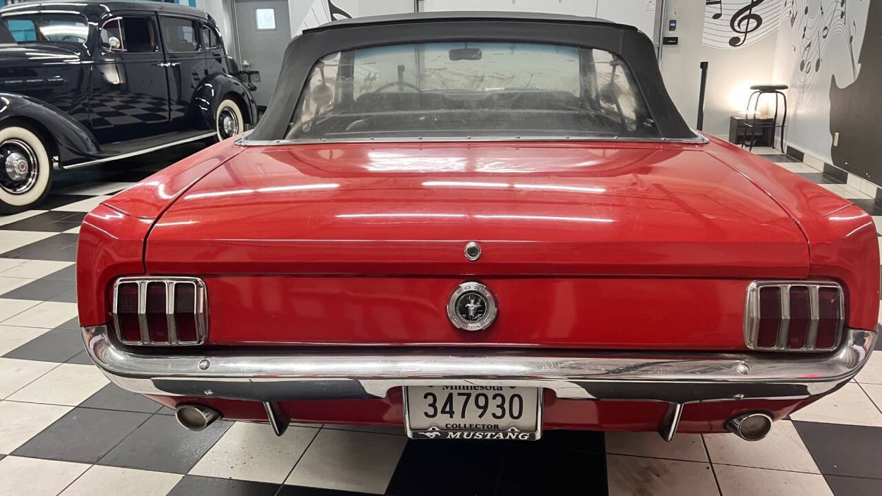 1965 Ford Mustang 18