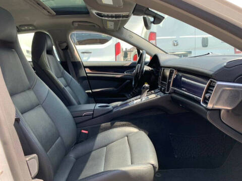 2015 Porsche Panamera