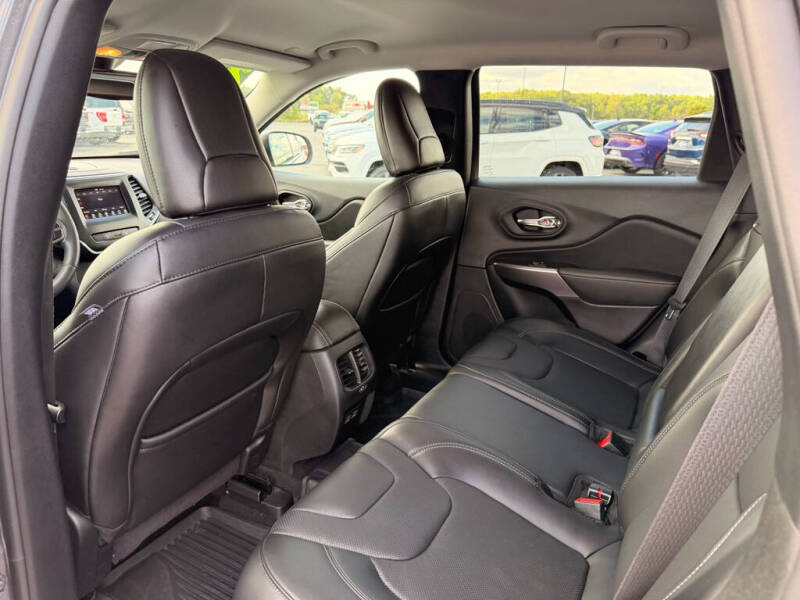 2021 Jeep Cherokee Latitude Lux