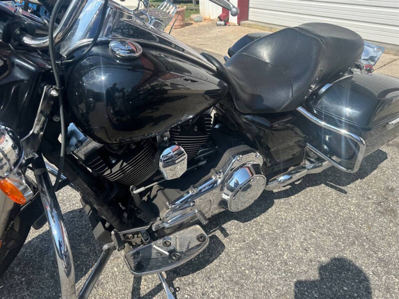 2014 Harley-Davidson FLHP -