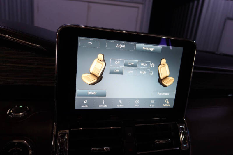 2020 Lincoln Navigator Black Label