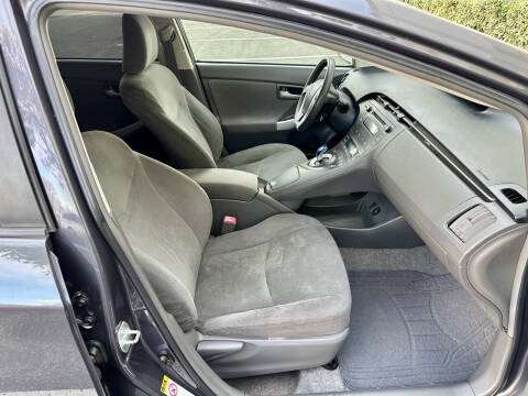 2010 Toyota Prius II