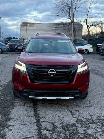 2023 Nissan Pathfinder SL