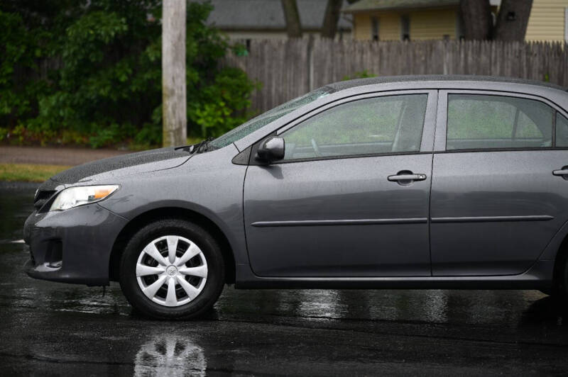 2012 Toyota Corolla LE