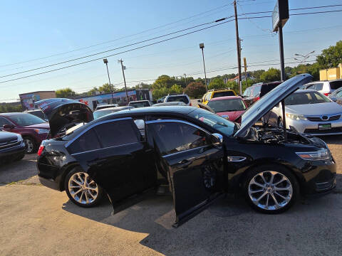 2016 Ford Taurus Limited