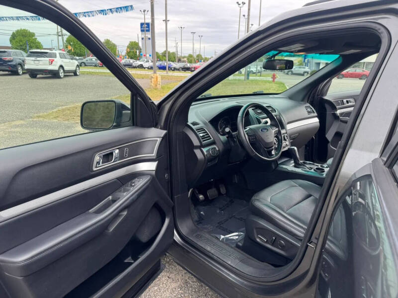2017 Ford Explorer XLT