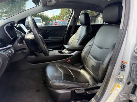 2018 Chevrolet Volt LT