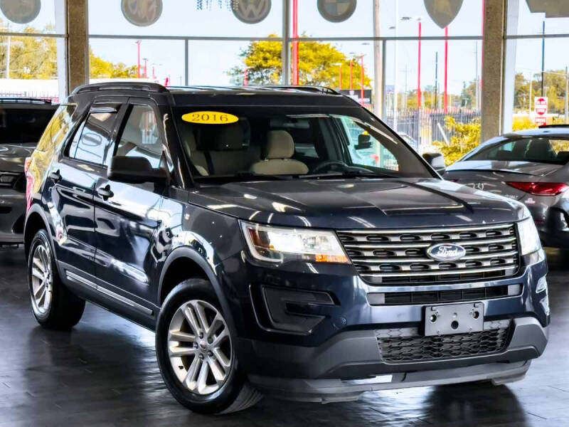 2016 Ford Explorer