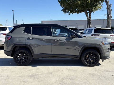 2023 Jeep Compass Altitude