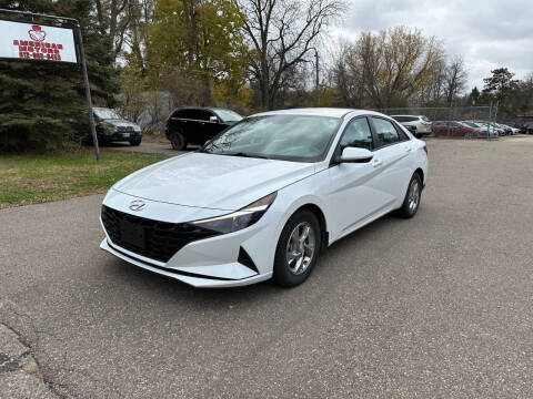 2022 Hyundai Elantra SE