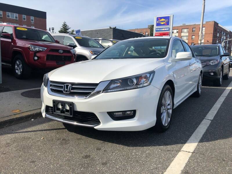 2014 Honda Accord for sale at OFIER AUTO SALES in Freeport NY