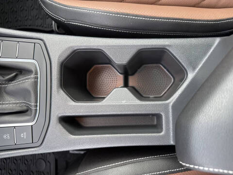 2025 Volkswagen Jetta SEL