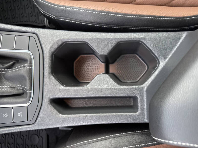 2025 Volkswagen Jetta SEL