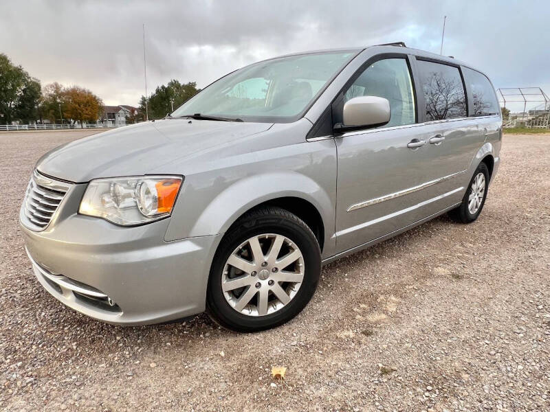 Chrysler Town & Country's photo