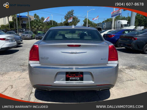 2018 Chrysler 300 Limited