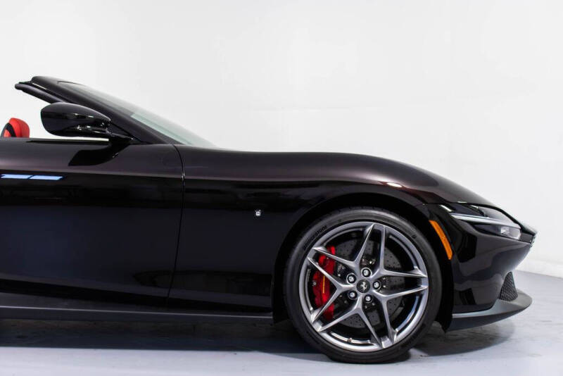 2025 Ferrari Roma Spider