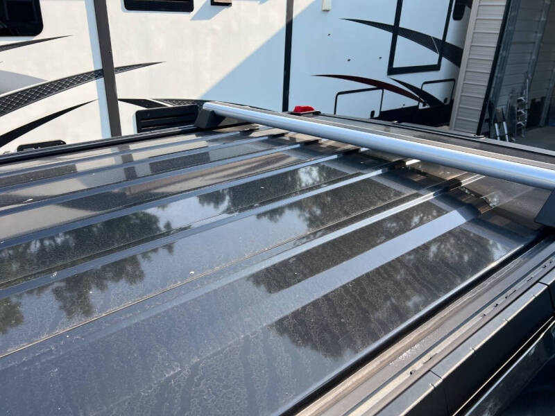 2005 HUMMER H2 Lux Series