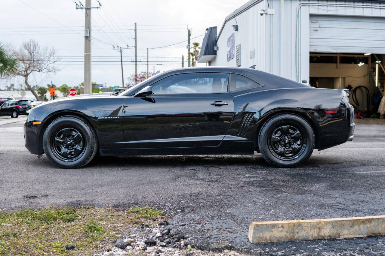 2012 Chevrolet Camaro 1LS photo 10