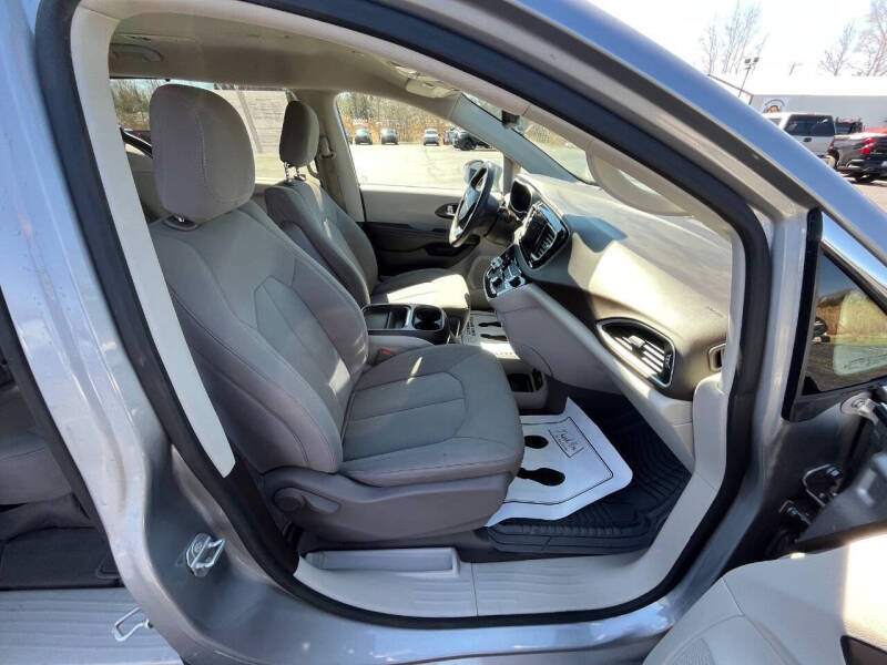 2020 Chrysler Pacifica Touring