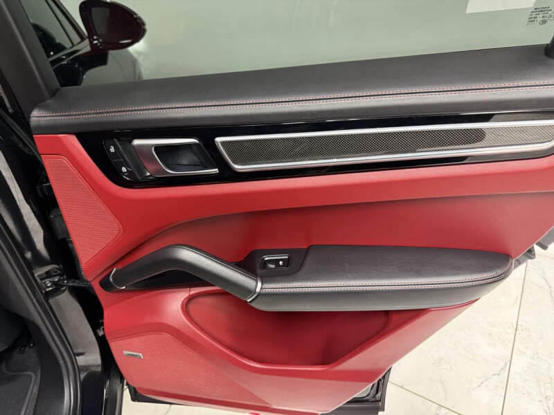 2022 Porsche Cayenne
