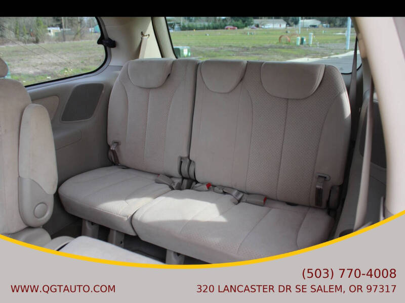2007 Hyundai Entourage