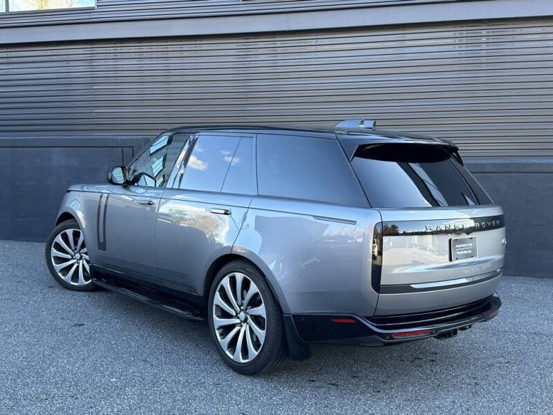 2023 Land Rover Range Rover P530 SE