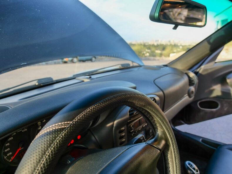 1999 Porsche 911 Carrera