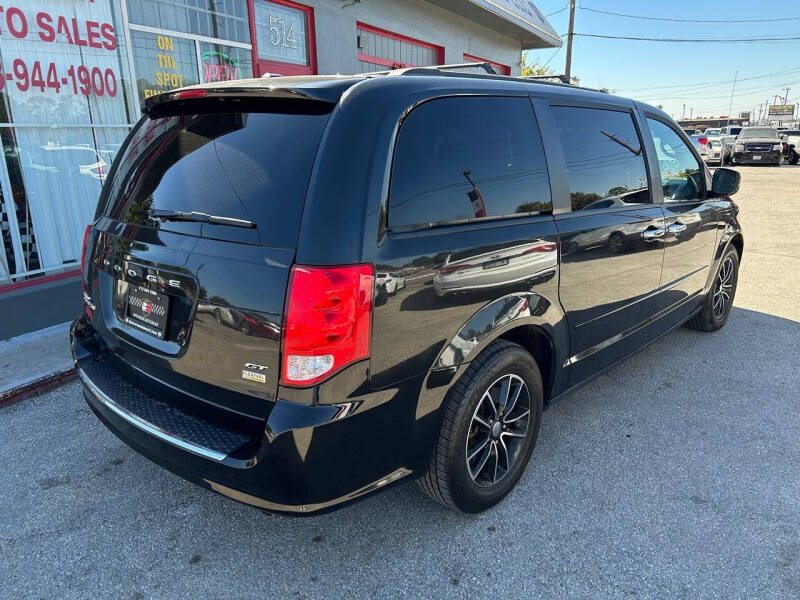 2017 Dodge Grand Caravan GT