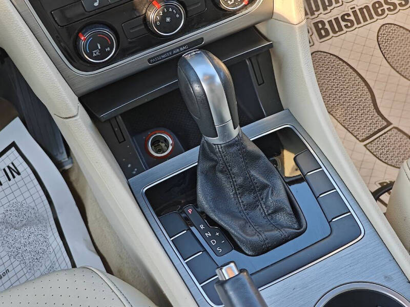 2015 Volkswagen Passat