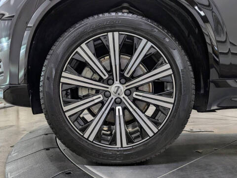 2023 Volvo XC90 B5 Core