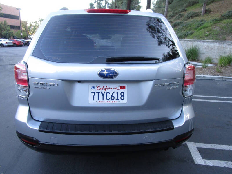 2017 Subaru Forester 2.5i