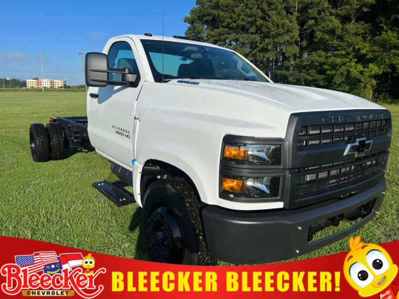 2023 Chevrolet Silverado MD