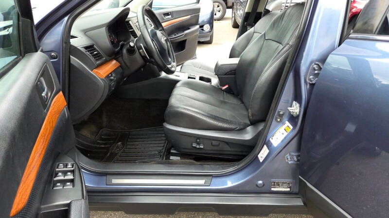 2013 Subaru Outback 2.5i Limited