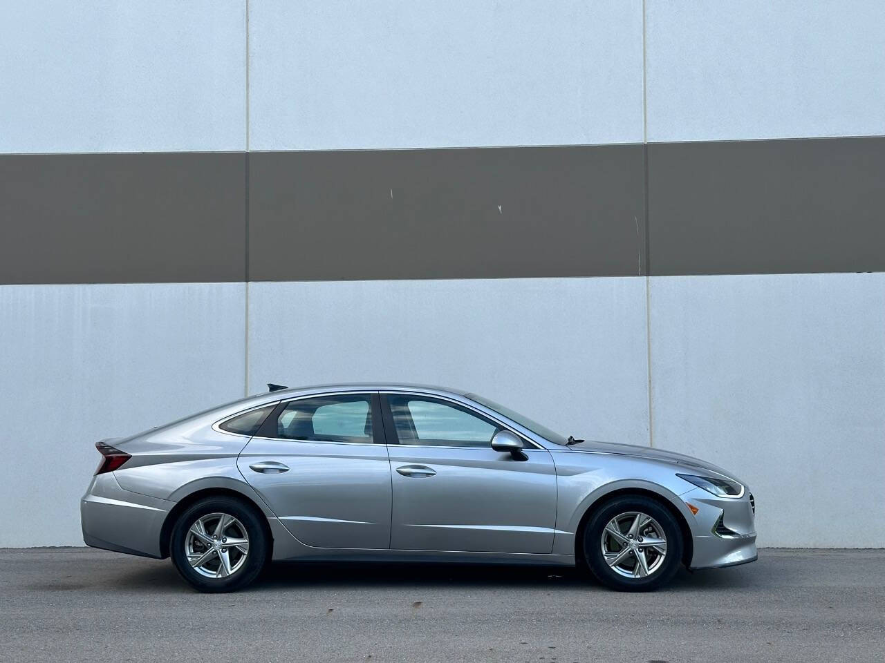 2021 Hyundai SONATA for sale at Phoenix Motor Co in Romulus, MI