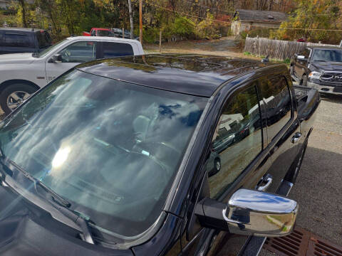 2015 RAM 1500 Laramie Limited