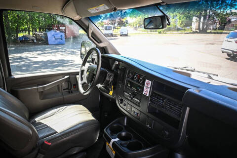 2024 Chevrolet Express 2500