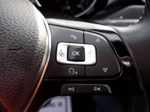 2017 Volkswagen Jetta 1.8T SEL Premium