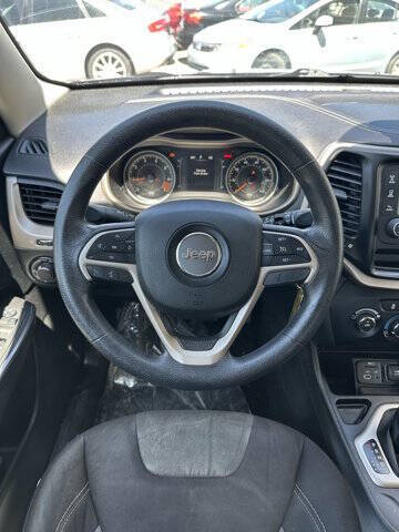 2015 Jeep Cherokee Sport