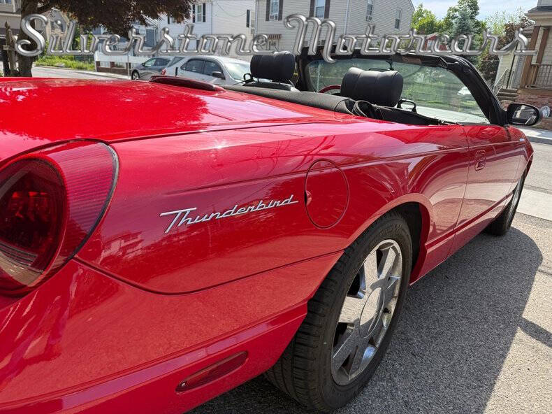2002 Ford Thunderbird Deluxe