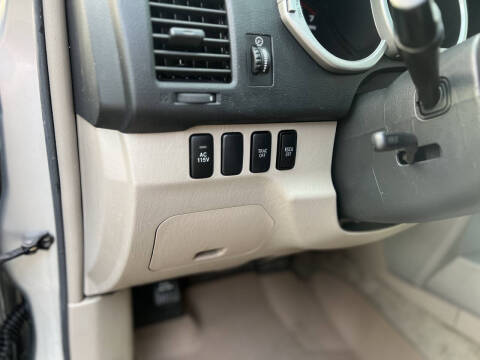 2004 Toyota 4Runner SR5
