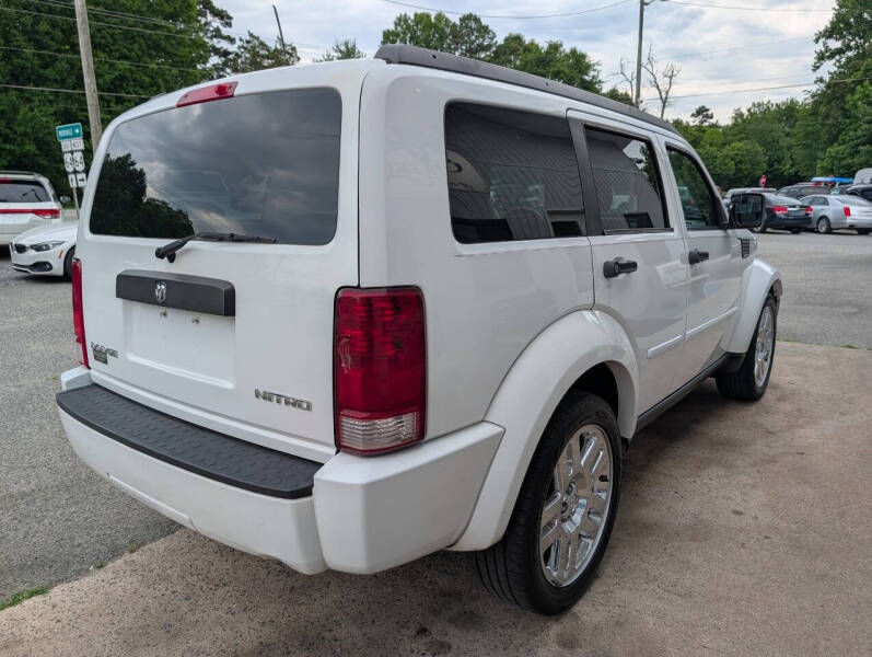 2011 Dodge Nitro Heat