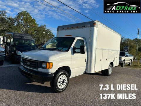 2003 Ford E-Series for sale at A EXPRESS AUTO SALES INC in Tarpon Springs FL